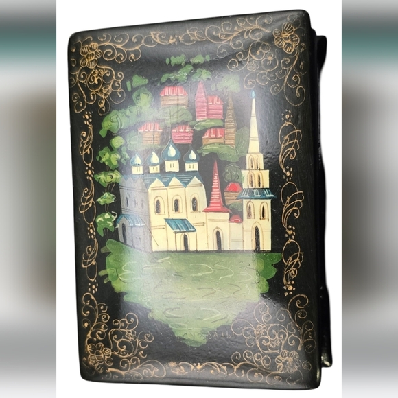 Vintage Signed Rare Handpainted Russian Rectangular Lacquer Trinket Box